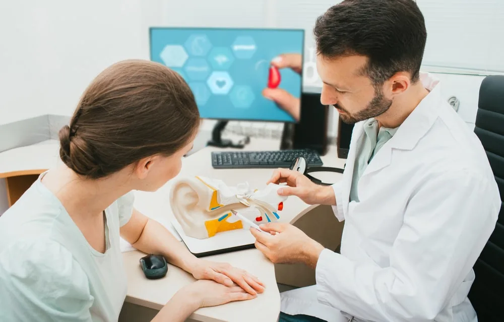 How to become an audiologist